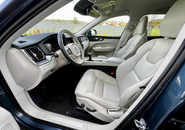 Volvo XC 60 cena 99900 przebieg: 160000, rok produkcji 2019 z Barwice małe 667